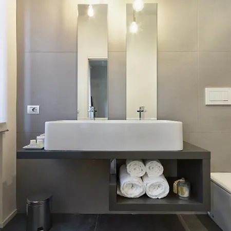 Suite Vogue Sforza Voghera Exterior photo